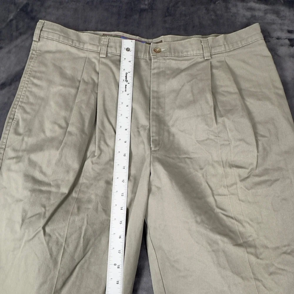 Haggar Pleated Chino Pants Mens 42x30 Khaki Tan Dress Trousers 94053229